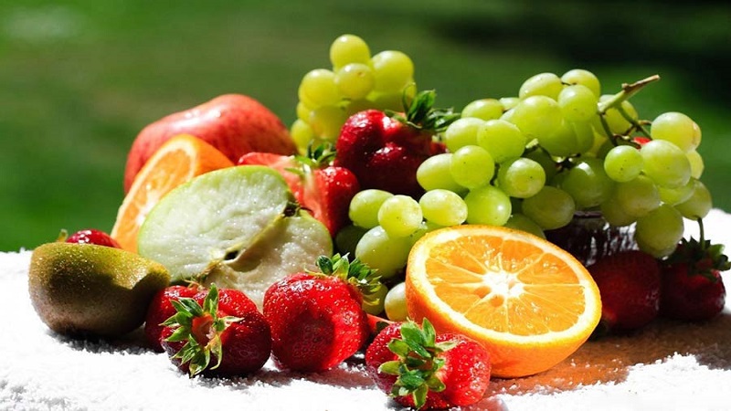 تاثیر میوه های شیرین تابستانی بر چاقی | بهترین متخصص تغذیه و رژیم درمانی اصفهان